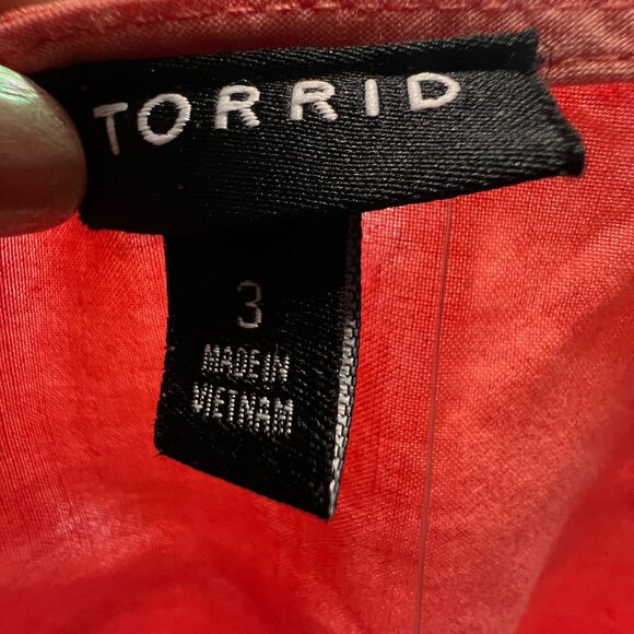 Torrid Coral Challis Cold-Shoulder Top – Size 3 (22/24) – NWT - Picture 5 of 9